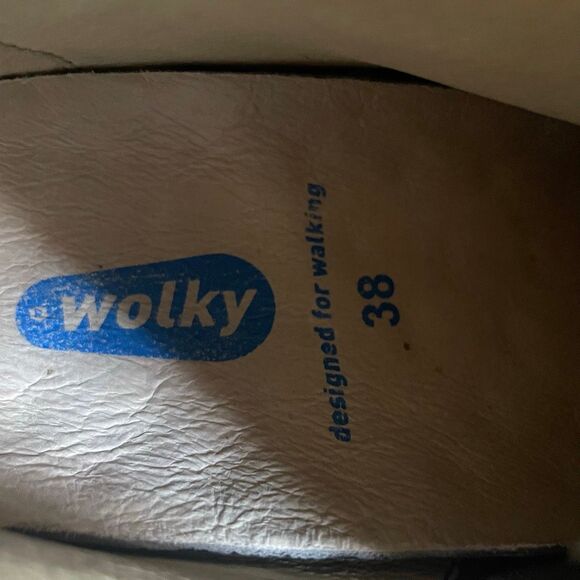 Wolky Womens Dhofar Suede Ankle Boot 38 Greased Red Leather Side Zip Victorian - Picture 7 of 7